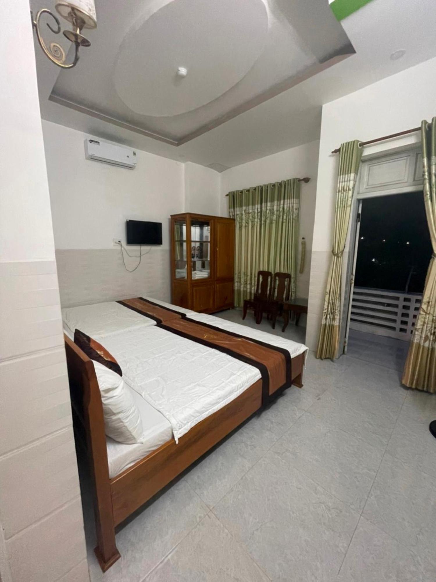 Hung Phat Hotel Phu Yen Ngoại thất bức ảnh